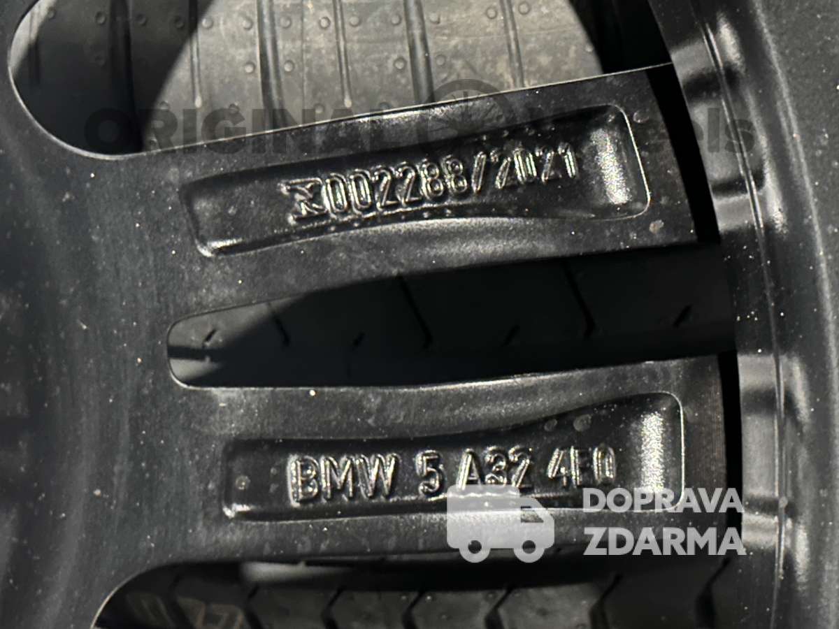 original alu kola ráfky letní BMW 5er i5 r19 G60 G61 935 M 5A324E0