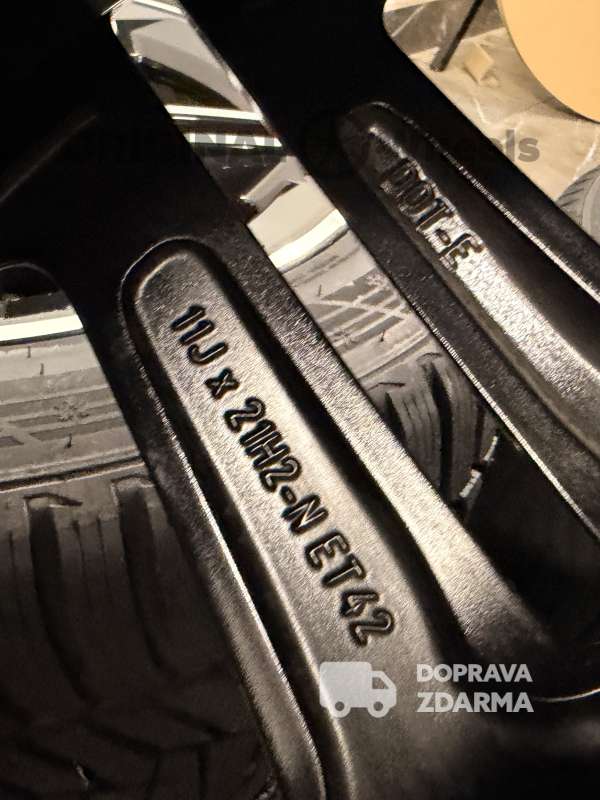 originální zimní sada Mercedes GLS & 63 AMG A1674017300 r21 W167 X167 zimní dot25