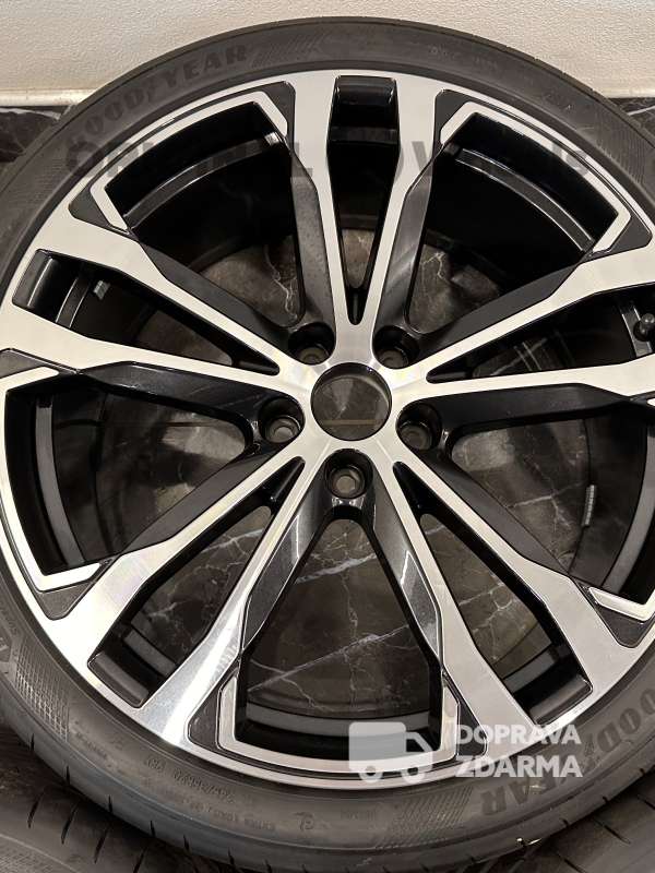 original alu kola ráfky letní Audi r20 A5 S5 B10 FU 8B3601025N