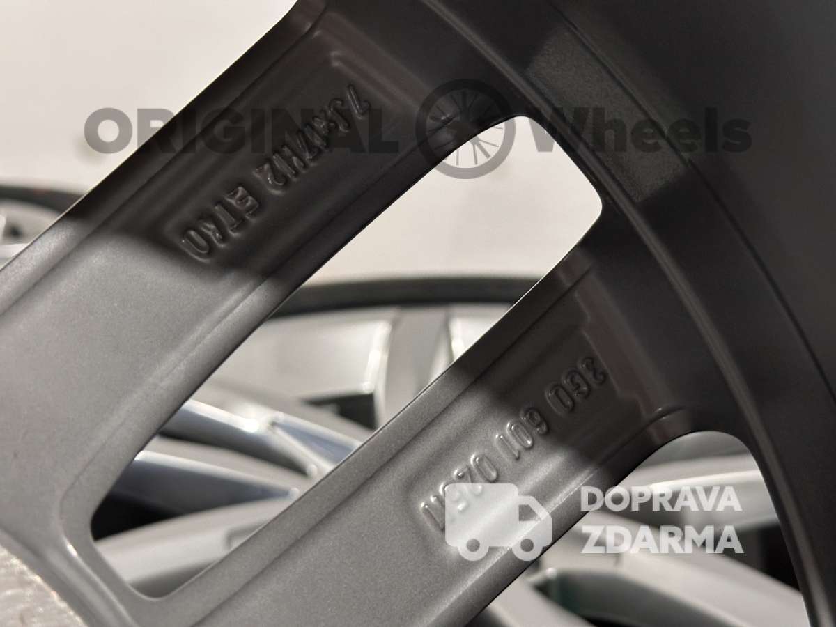 original VW PASSAT B8 3G r17 5x112 215/55/17 letní 3G0601025N