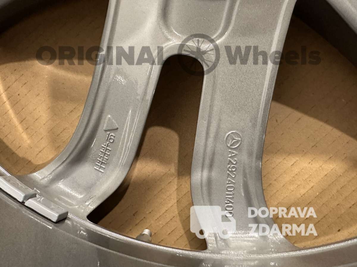 original Mercedes GLE Coupe r21 C292 A2924011400/1500 DPH