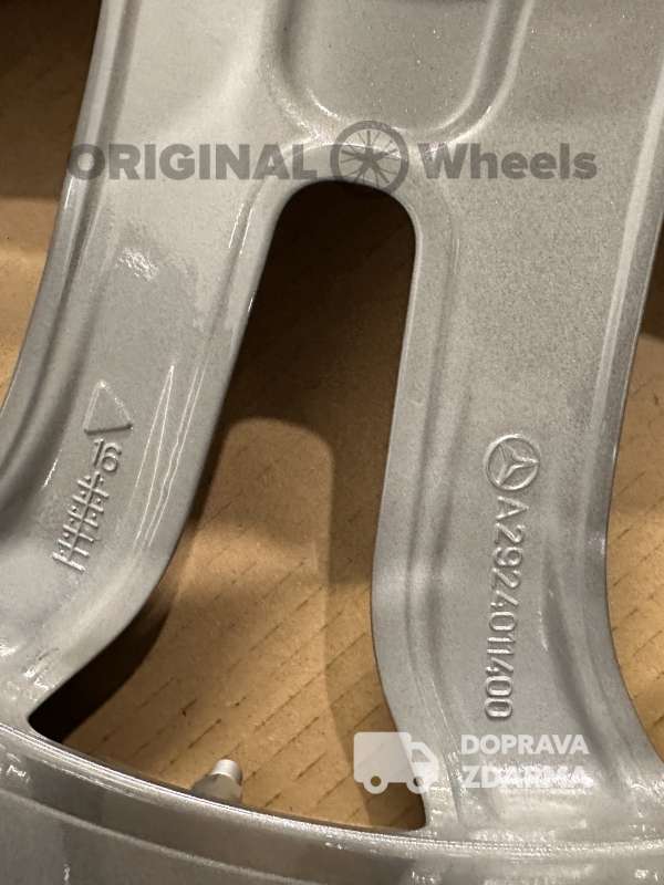 original Mercedes GLE Coupe r21 C292 A2924011400/1500 DPH