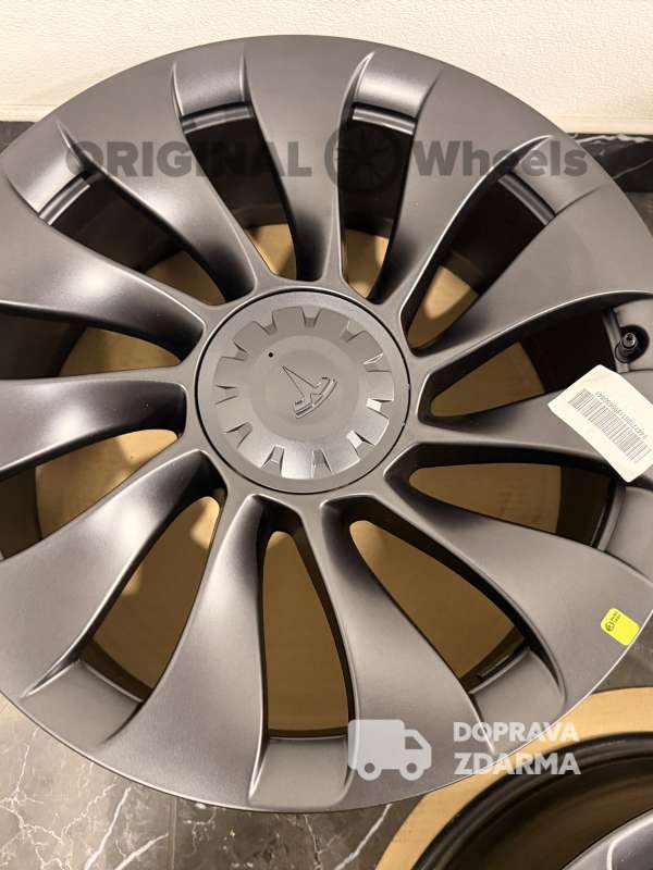 originál sada Tesla Model 3 r20 1044267-00-A