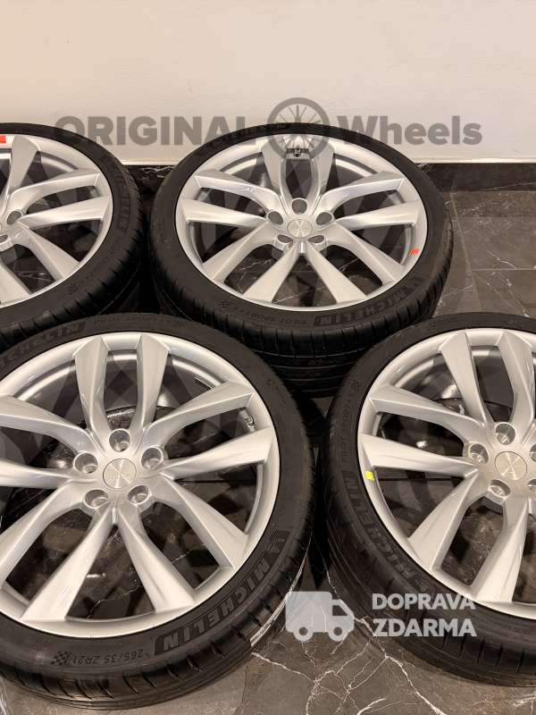 originální alu sada letní Tesla Model S 1075749-00-C 1075748-00-D r21 Arachnid