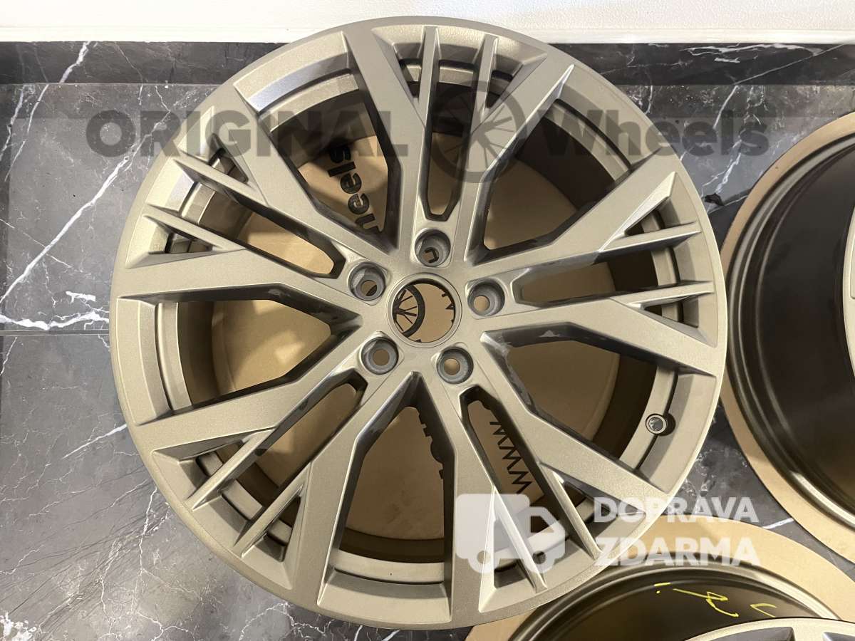 original Golf GTI 7 Santiago r19 5x112 5G0601025AN