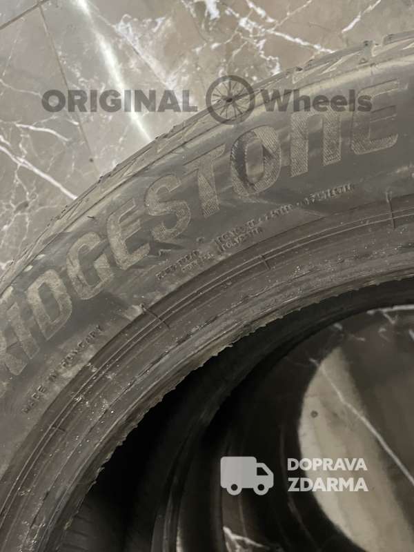 2X BRIDGESTONE 225/50/18 TURANZA T005 99W XL