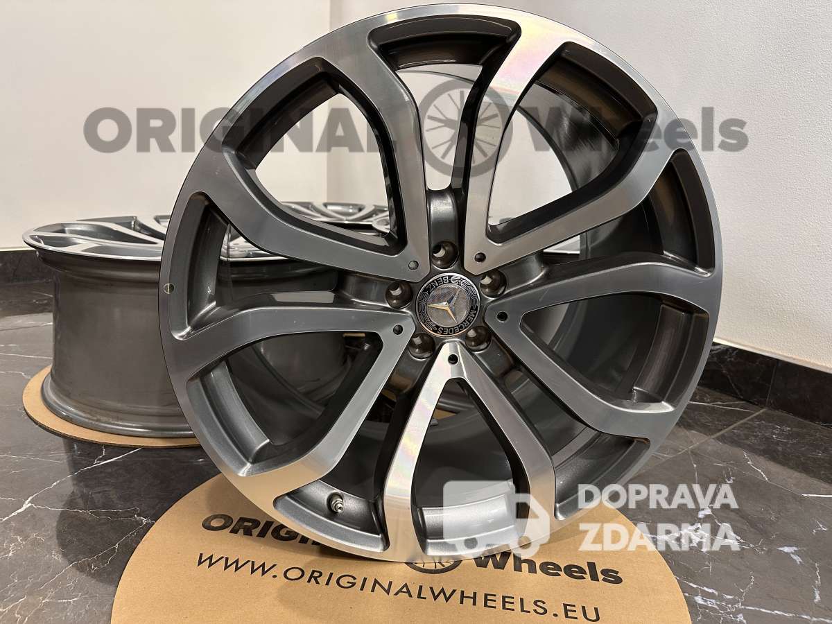 original Mercedes GLE Coupe r21 C292 A2924011400/1500 DPH