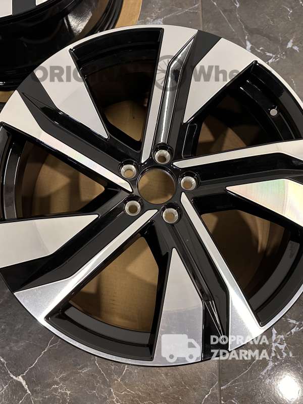 original alu kola ráfky volvo xc40 xc60 r20 32327148