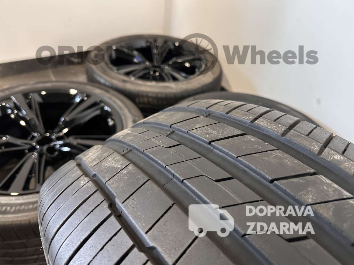 original alu kola ráfky audi q8 sq8 r21 4m8 dot21 4M8601025H