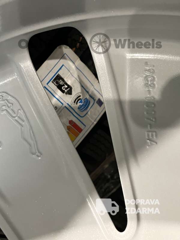 originální alu kola JAGUAR E-PACE r19 zimní dot21