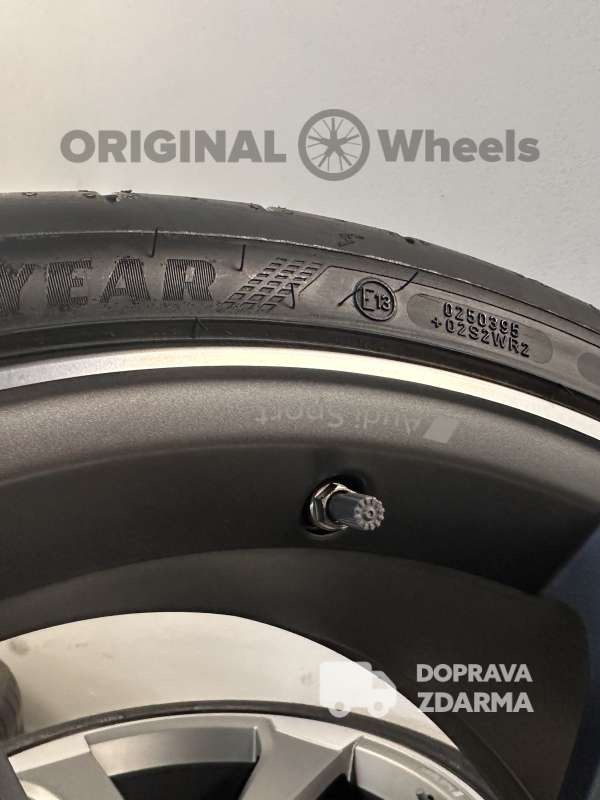 original alu kola ráfky letní Audi A5 8W B9 F5 r20 8W0601025CF