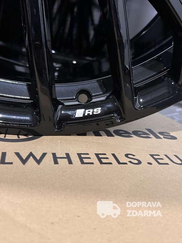 original alu kola r23 Audi Q8 SQ8 4M 4M8601025BN