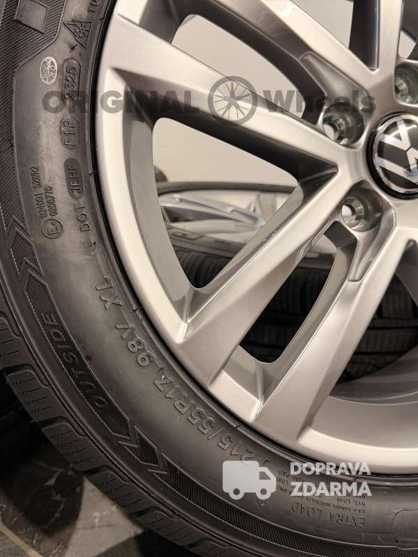 original VW PASSAT B8 3G r17 5x112 215/55/17 zimní 3G0601025N