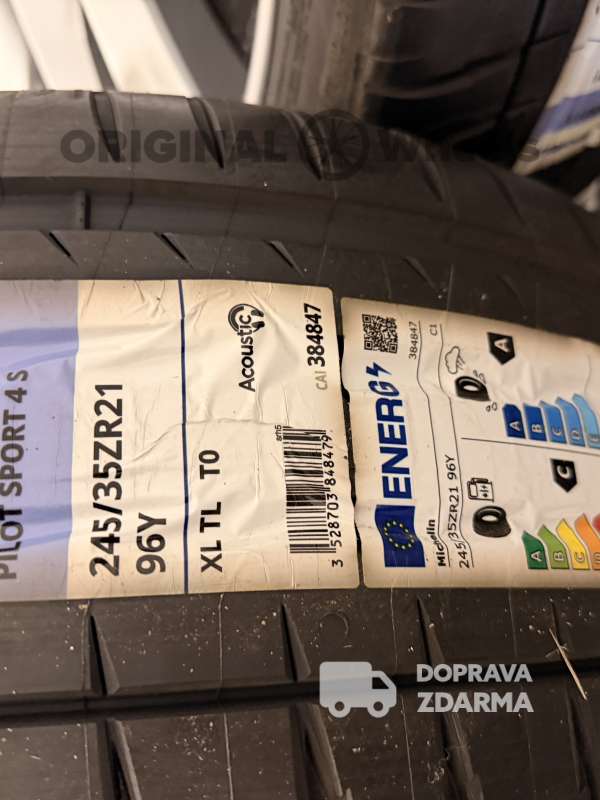 originální alu sada letní Tesla Model S 1075749-00-C 1075748-00-D r21 Arachnid