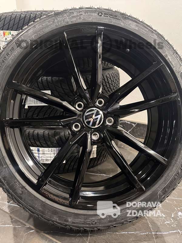 original alu kola ráfky vw passat pretoria r19 zimní 3G0601025BH