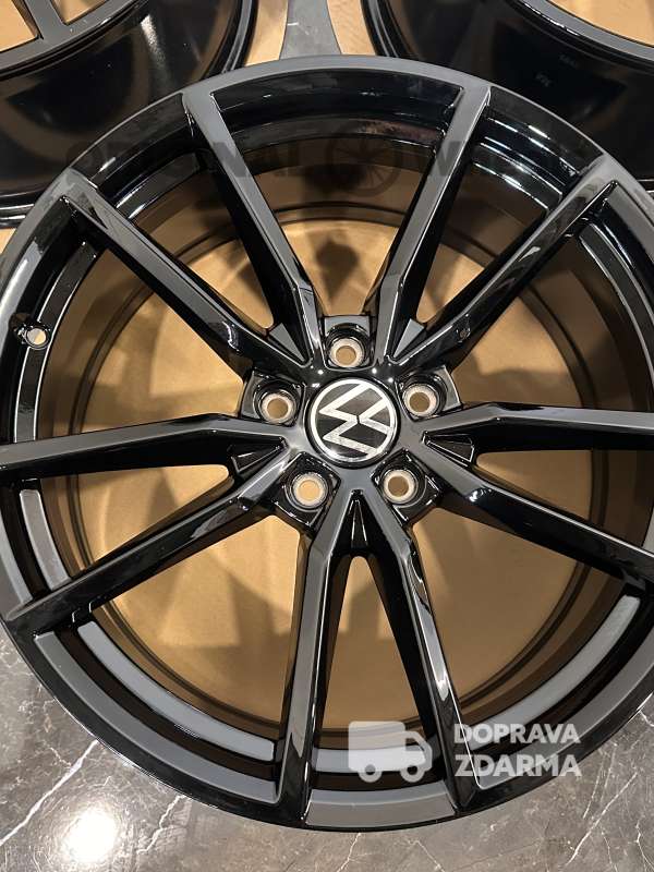 original alu kola ráfky vw passat pretoria r19 5x112 3G0601025BH