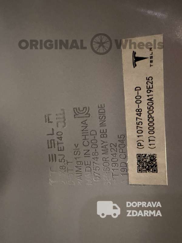 originální alu sada letní Tesla Model S 1075749-00-C 1075748-00-D r21 Arachnid