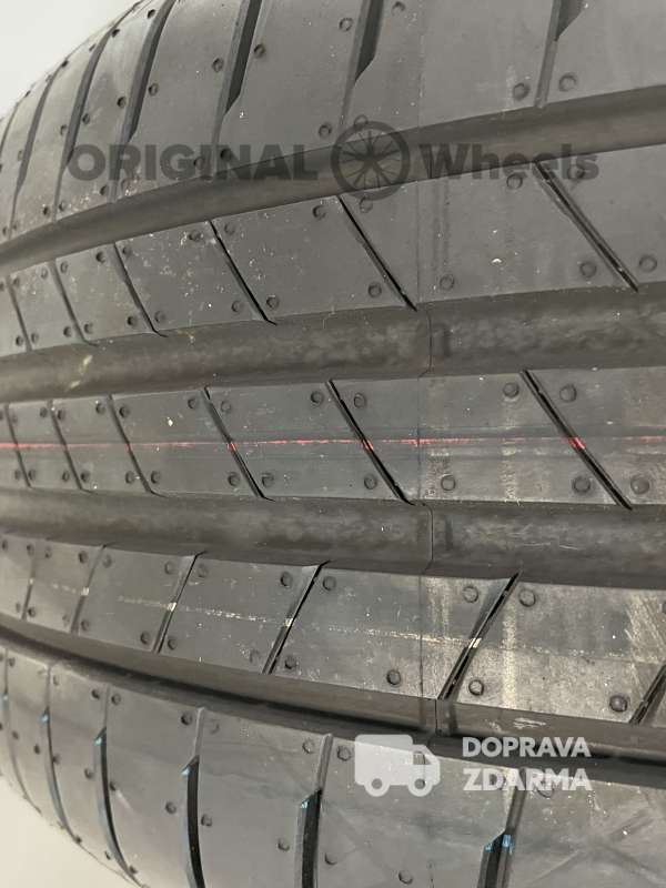 2X BRIDGESTONE 225/50/18 TURANZA T005 99W XL