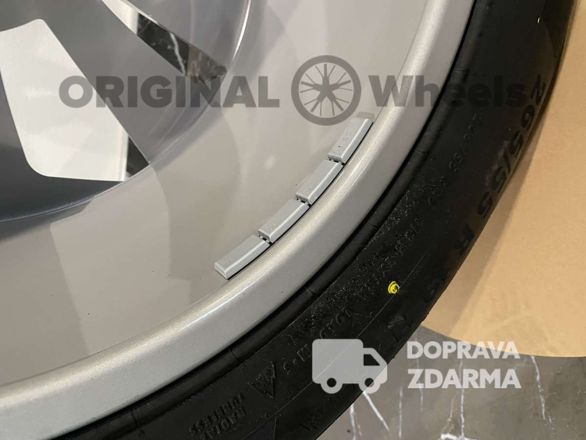 audi q8 r19 5x112 4M8601025 DPH ALU KOLA