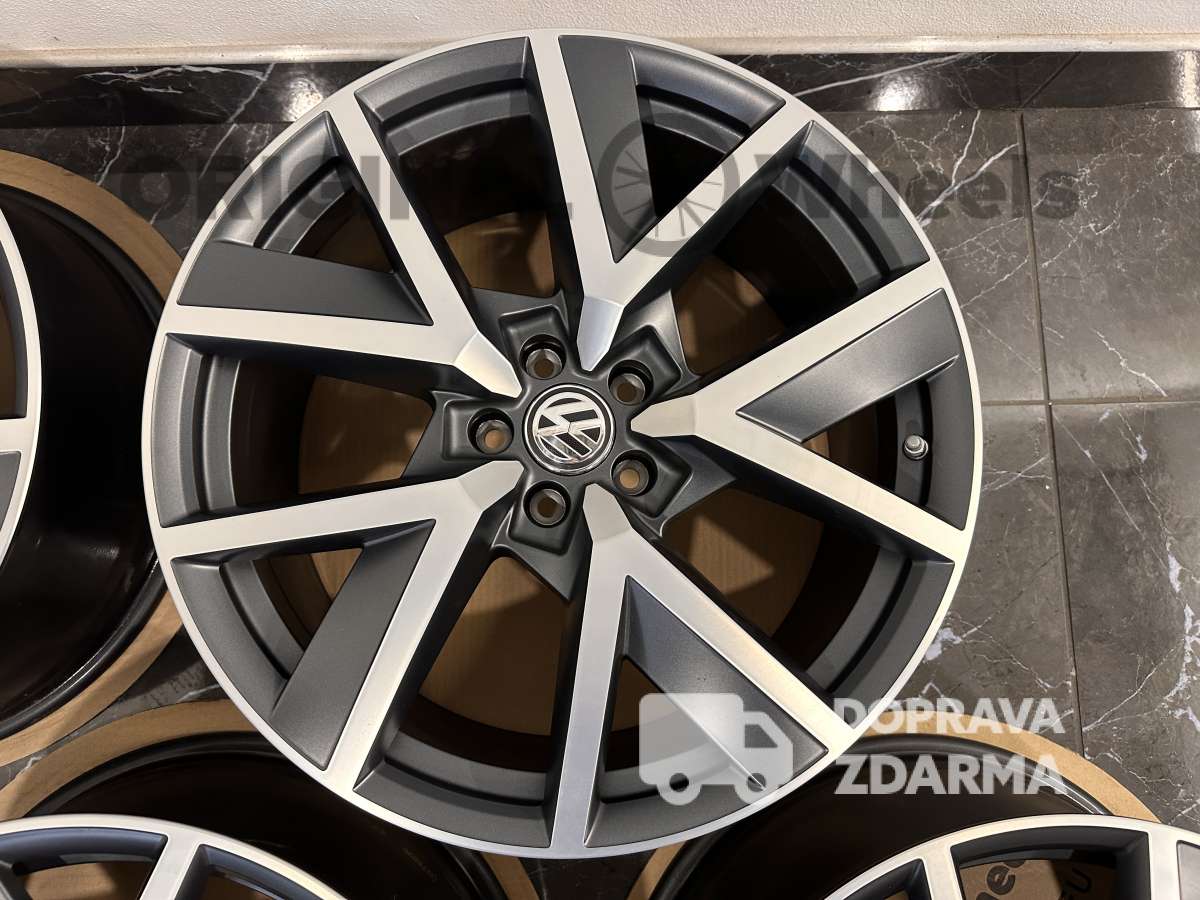 original VW Touareg III CR r20 Braga 760601025Q DPH