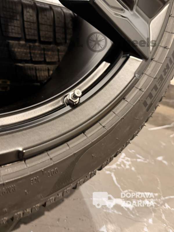 originální zimní sada BMW 7er i7 G70 M1037 dot2024