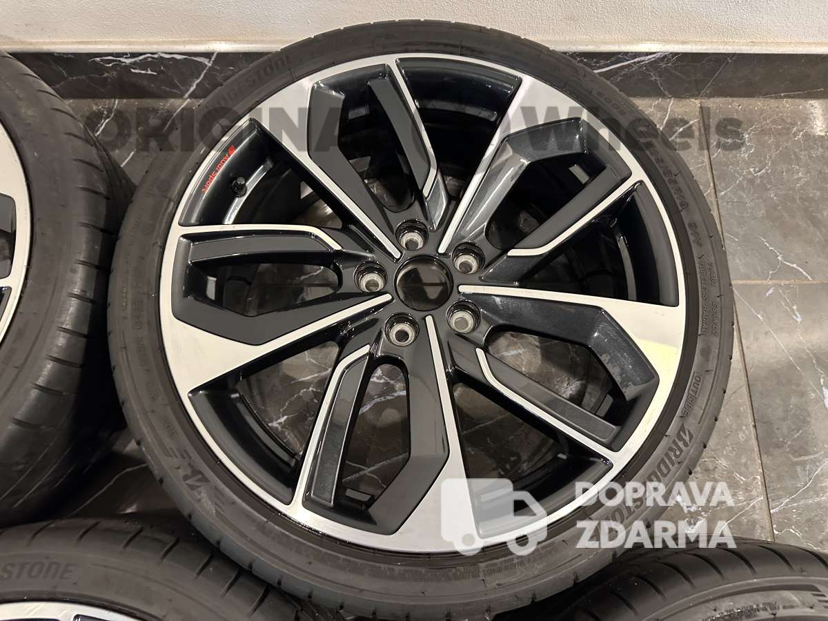 original alu kola audi a3 s3 8y r19 8Y0601025CS DPH