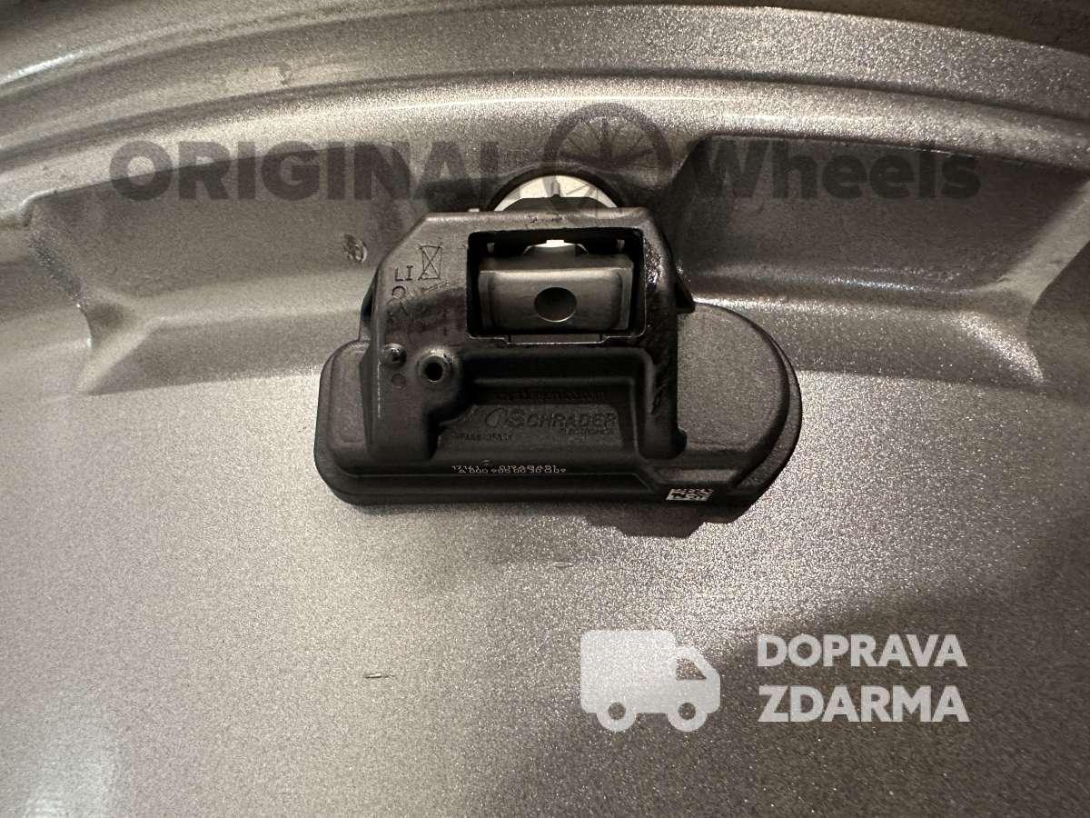 original Mercedes GLE Coupe r21 C292 A2924011400/1500 DPH