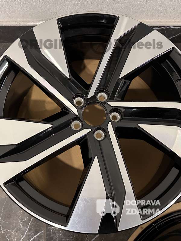 original alu kola ráfky volvo xc40 xc60 r20 32327148
