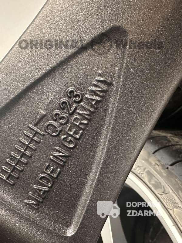 original alu kola ráfky letní Audi A5 8W B9 F5 r20 8W0601025CF