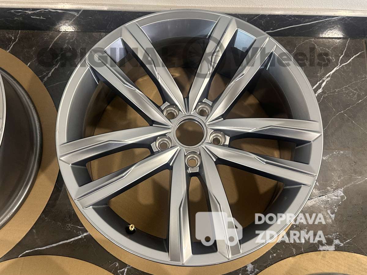 original alu kola ráfky vw passat r18 Dartford 3G0601025H