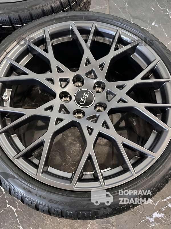 original alu kola Audi RS3 8Y r19 8Y0601025CK 8Y0601025CL