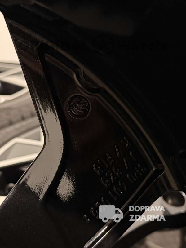 ❄️original alu kola skoda superb IV Trisuli zimní 3P0601025k pirelli