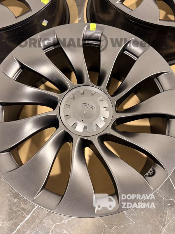 originál sada Tesla Model 3 r20 1044267-00-A