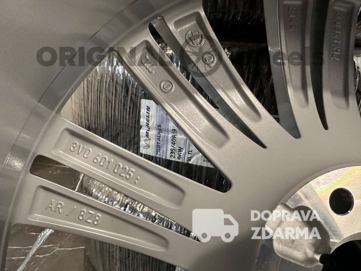 original alu kola skoda superb 3 / 4 r19 5x112 3V0601025ar