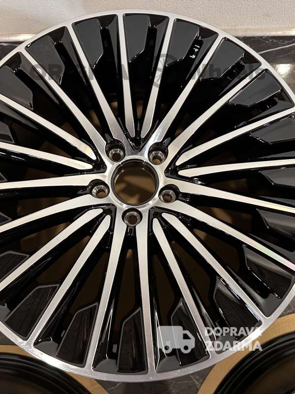 original alu kola ráfky Mercedes r20 E Klasse W214 S214 A2144010500 DPH