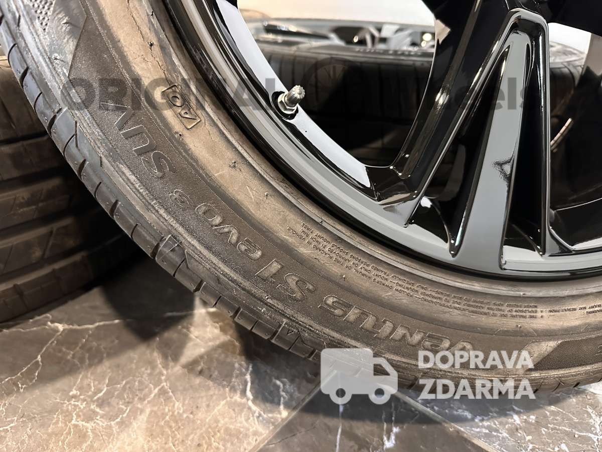 original alu kola ráfky audi q8 sq8 r21 4m8 dot21 4M8601025H