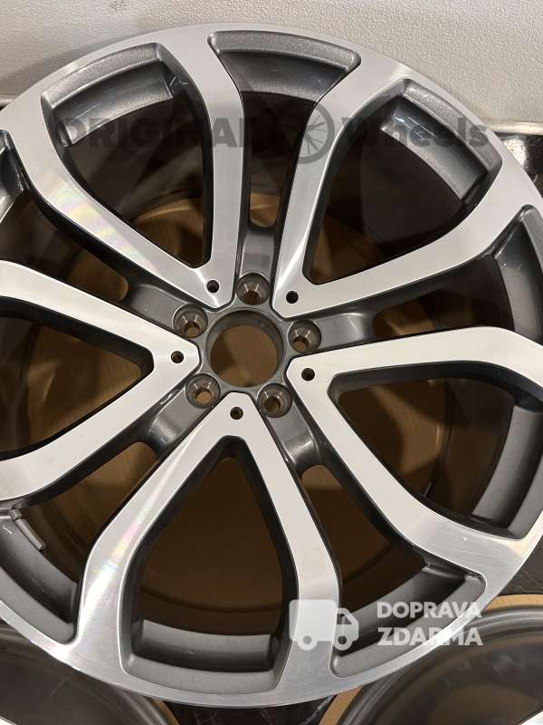 original Mercedes GLE Coupe r21 C292 A2924011400/1500 DPH