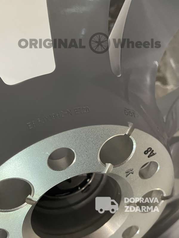 audi q8 r19 5x112 4M8601025 DPH ALU KOLA