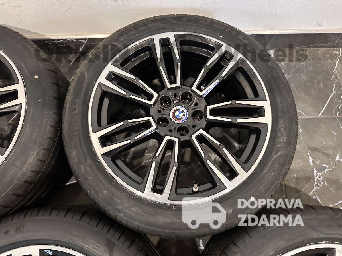 original alu kola ráfky letní BMW 5er i5 r19 G60 G61 935 M 5A324E0