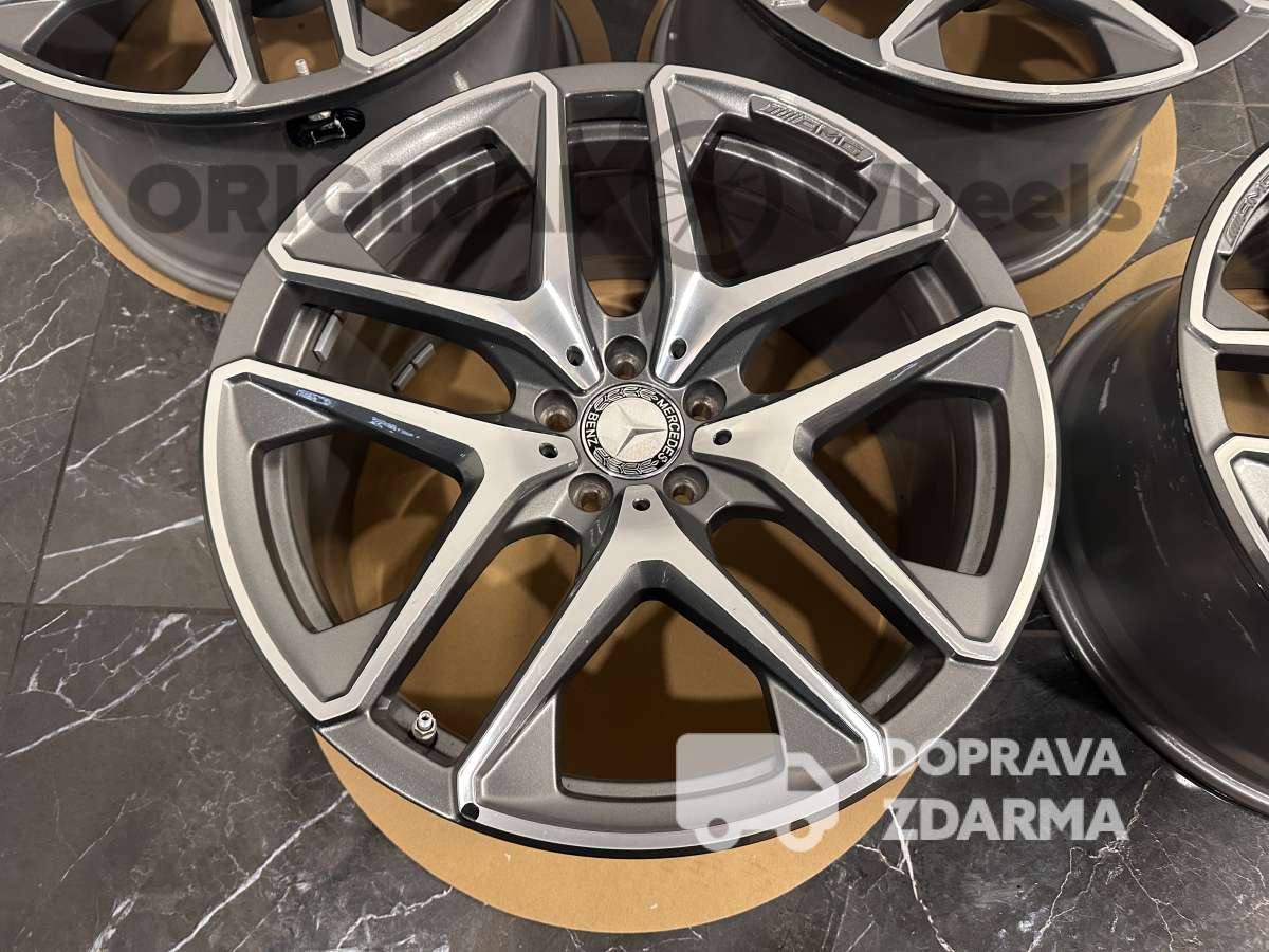 original Mercedes AMG  r20 GLC 63 W253 A2534013700 A2534013600