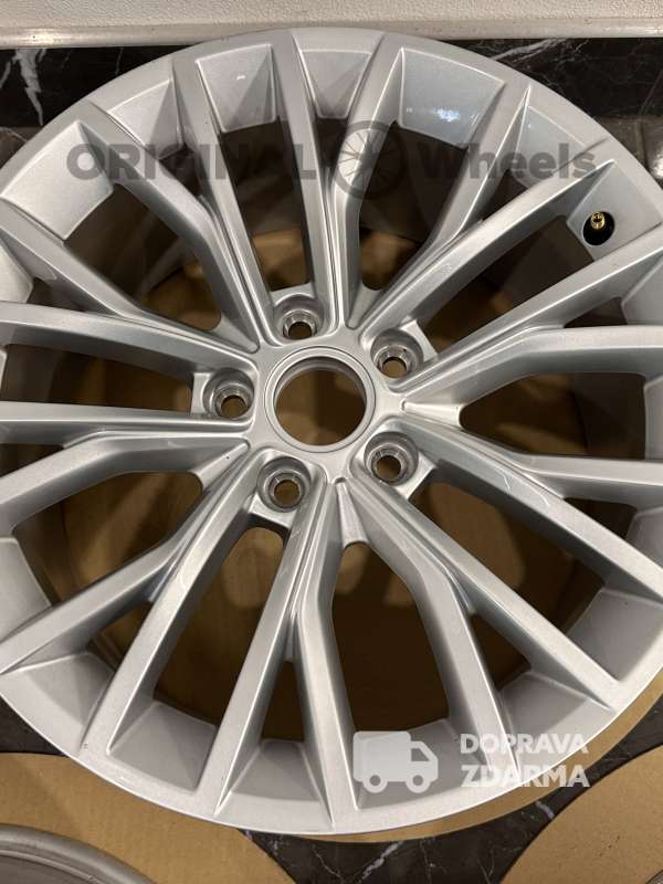 original alu kola vw arteon r17 Cardiff 3g8601025h