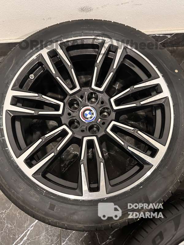 original alu kola ráfky letní BMW 5er i5 r19 G60 G61 935 M 5A324E0
